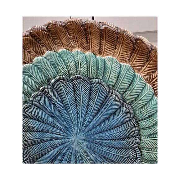 NWT John Derian Target Feathers Round Serving Platter – 13" Stoneware (lighter) - Picture 2 of 9